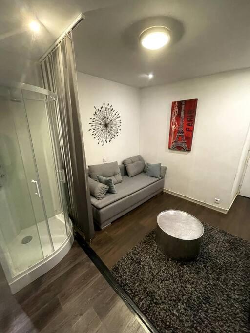 Apartamento Magnifique Studio Champs-Elysee París Exterior foto